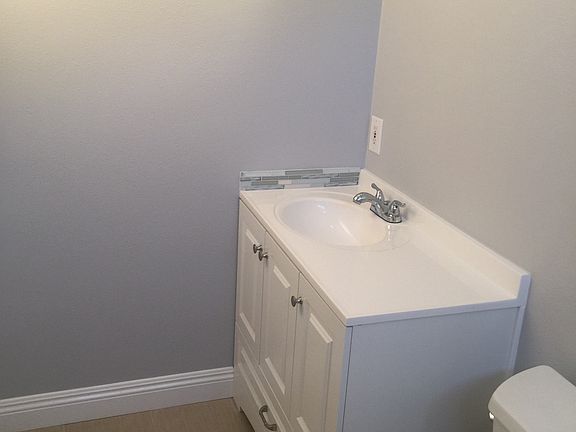 5th image of 4019 S Manderly Ave