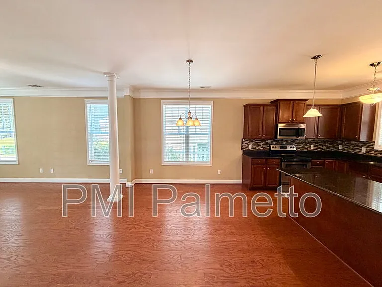 6877 Pennington Rd — Photo 7