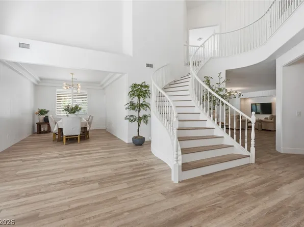 9615 Sedona Hills Ct, Las Vegas, NV 89147