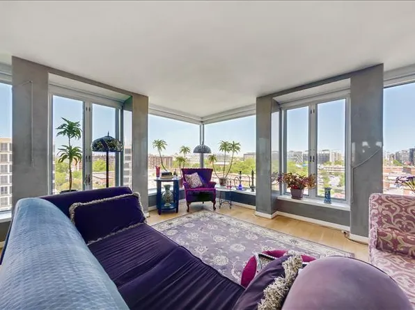 1101 3rd St SW APT 715, Washington, DC 20024