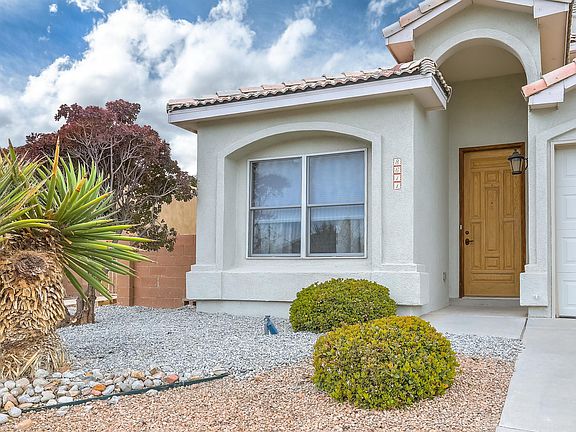 2nd image of 8611 Casa Verde Ave NW