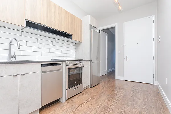 Rented by Brooklyn Group | media 2