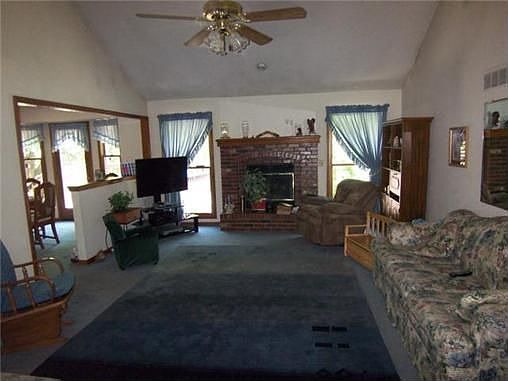 5th image of 1208 E Sleepy Hollow Dr