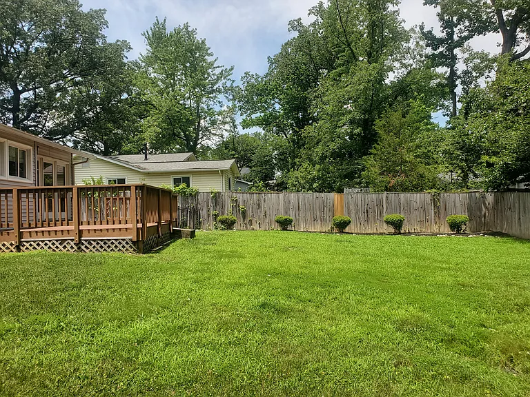4517 Mayfield Dr — Photo 32