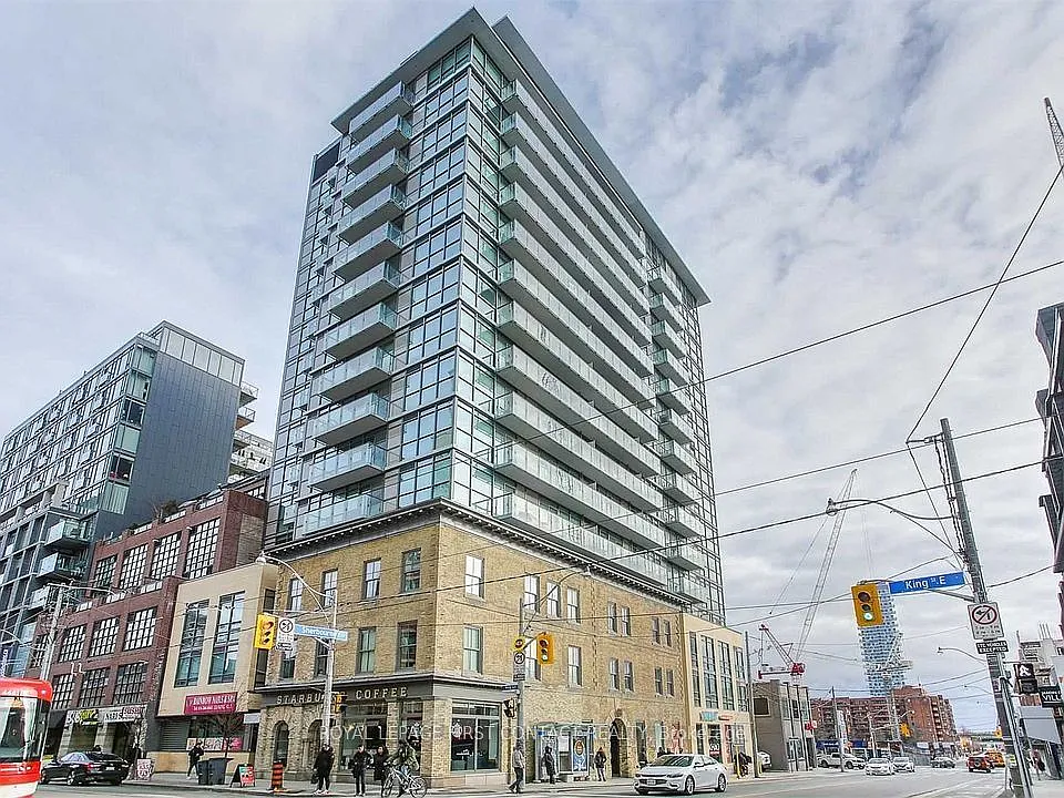 39 Sherbourne St #901