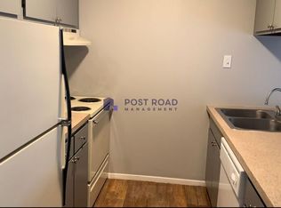 585 W 27th St S APT 102, Wichita, KS 67217