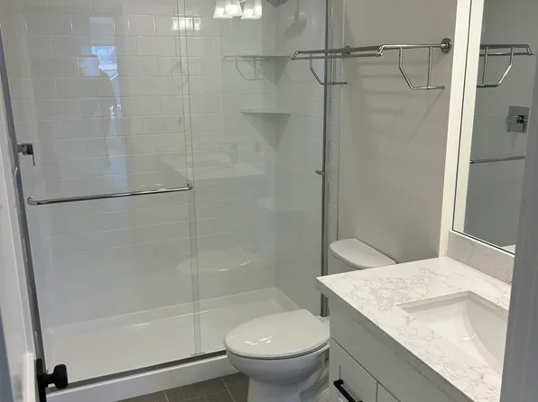 2714 Fairview Ave E APT 204, Seattle, WA 98102