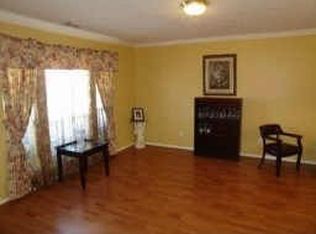 2835 Whitinham Dr, Houston, TX 77067