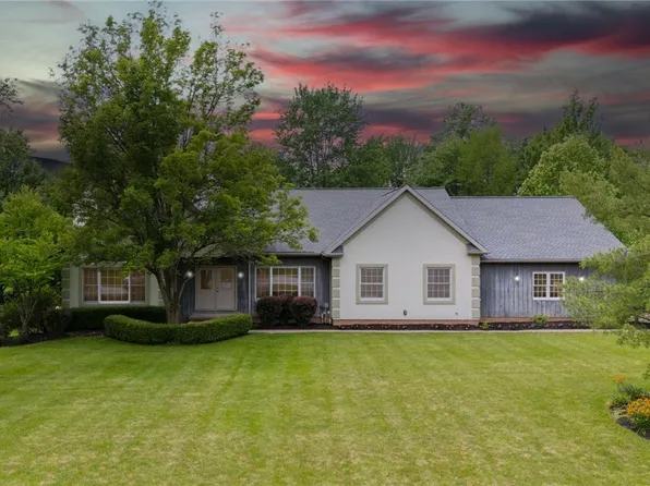 6380 Wooded View Dr, Hudson, OH 44236