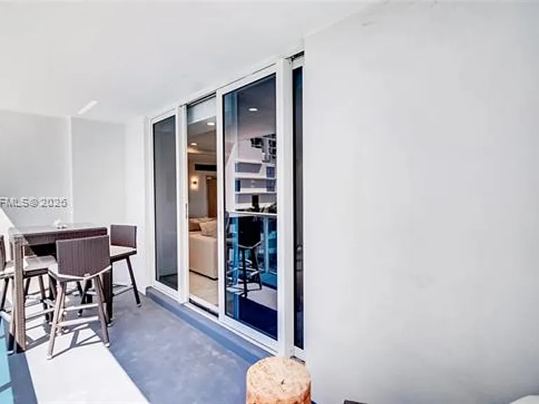 2301 Collins Avenue Cu #439 — Photo 12