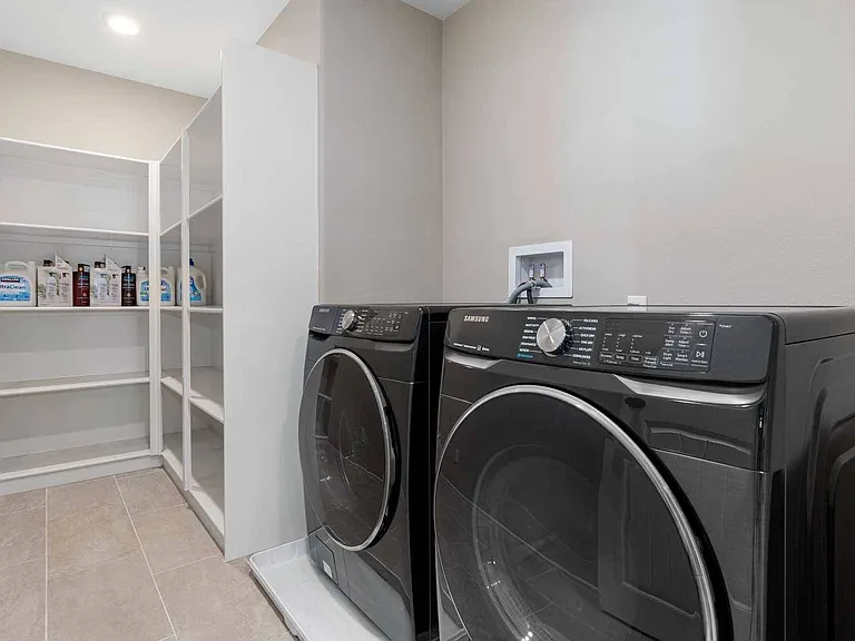 10311 Penguin Ct — Photo 25