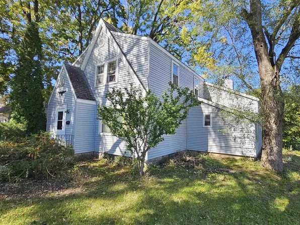 3102 McArthur Dr, Fort Wayne, IN 46809