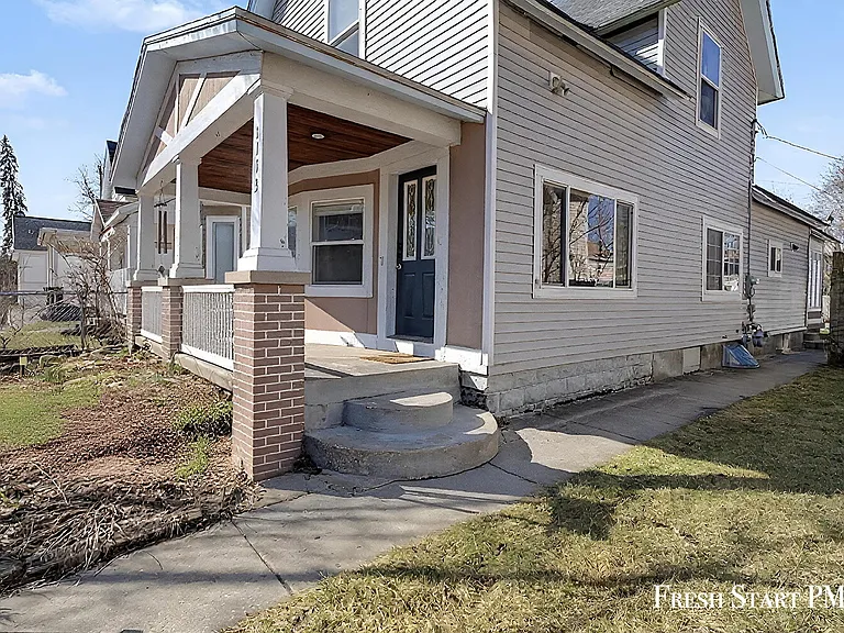 1113 Alpine Ave NW — Photo 31