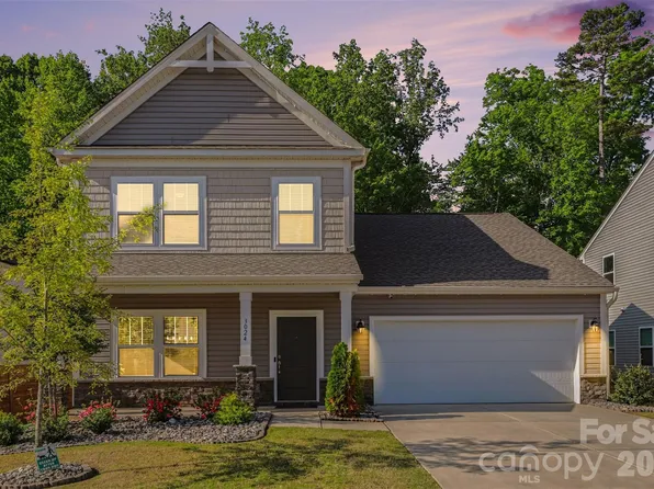 3024 Pinehills Way, Mount Holly, NC 28120