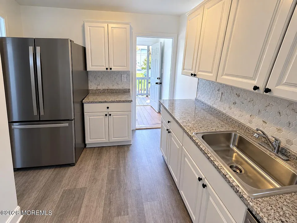 209 Dewitt Ave #1