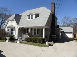 112 Chicago Rd APT B, Oswego, IL 60543