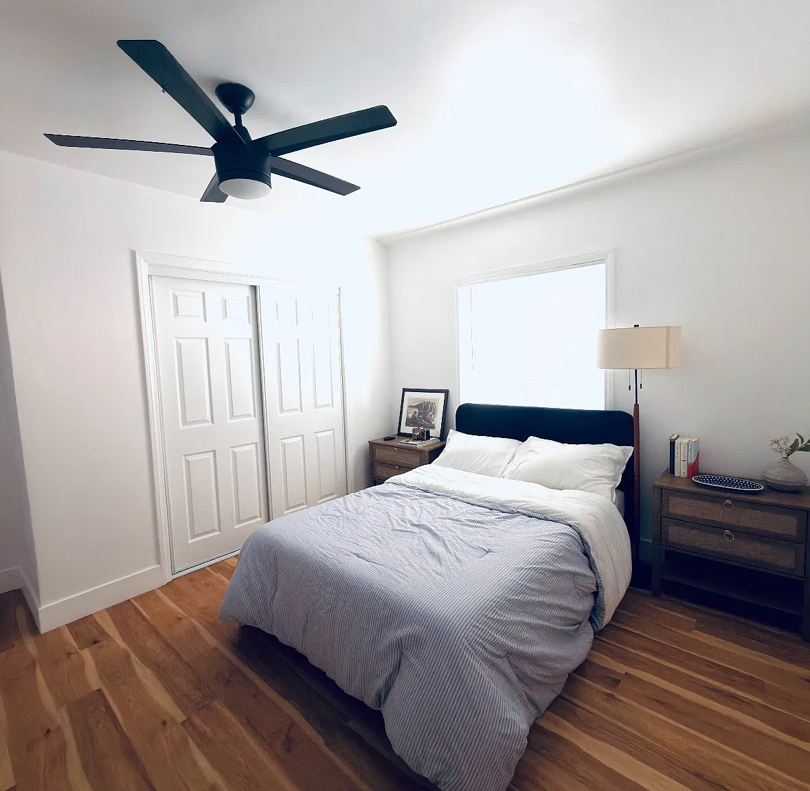 1 bed, 2000 sqft, $1,200 — Photo 4