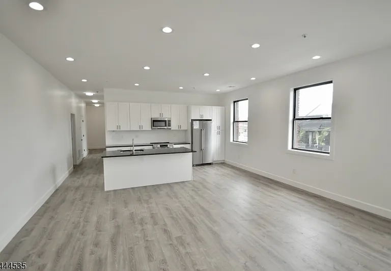340 Millburn Ave #2A — Photo 2