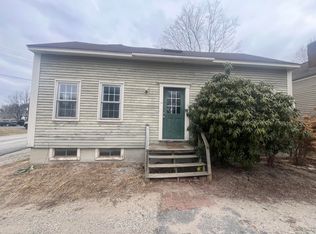 34 School St, Limerick, ME 04048