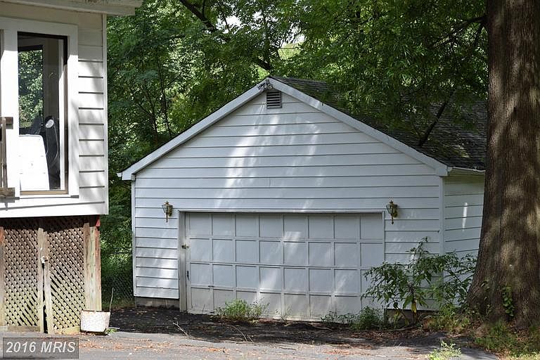 2nd image of 4308 Jackson Pl