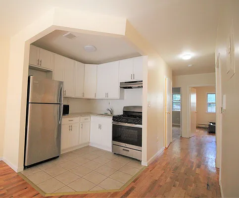 Rented by Hagstrom Management Inc | media 10