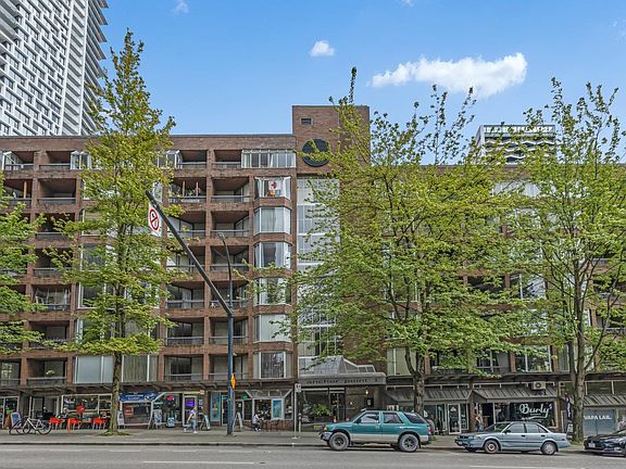 4th image of 1330 Burrard St #721