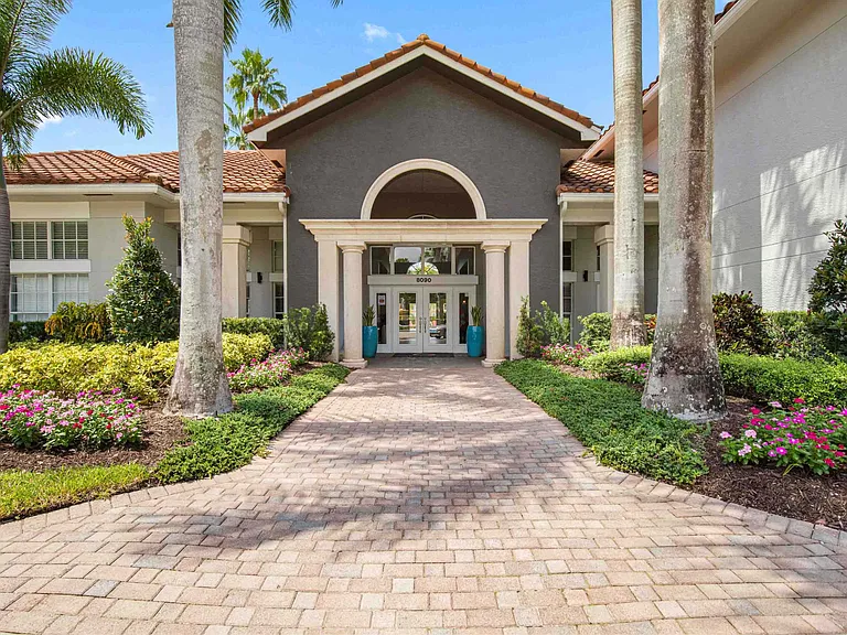 Coral Vista — Photo 15