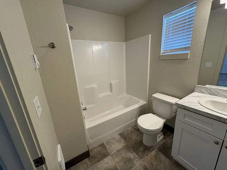 120 Jewel Basin Ct — Photo 12