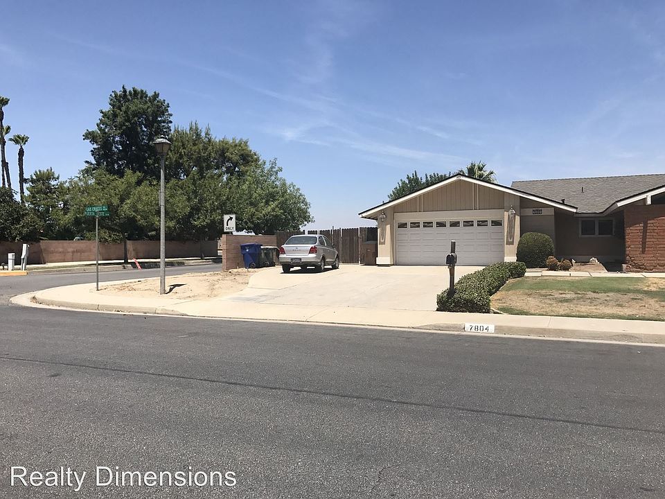 2nd image of 7804 Las Cruces Ave