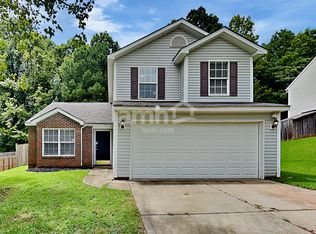 2104 Pleasant Dale Dr, Charlotte, NC 28214