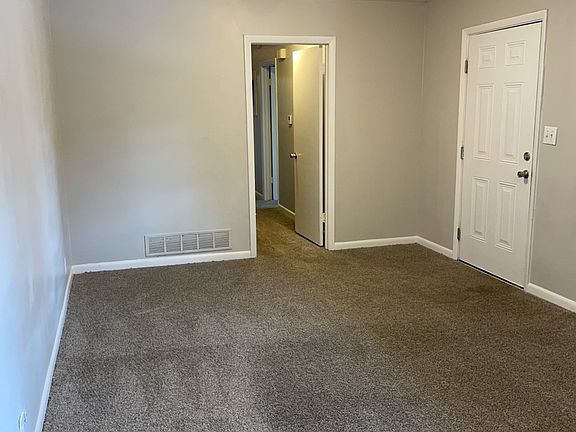 iving room2_01242025