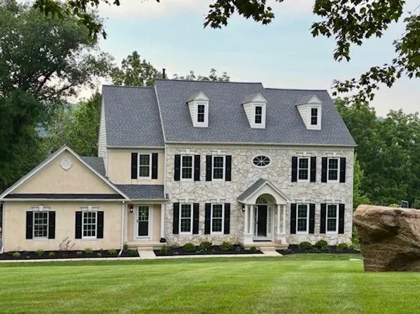 1021 Ridgehaven Rd, West Chester, PA 19382