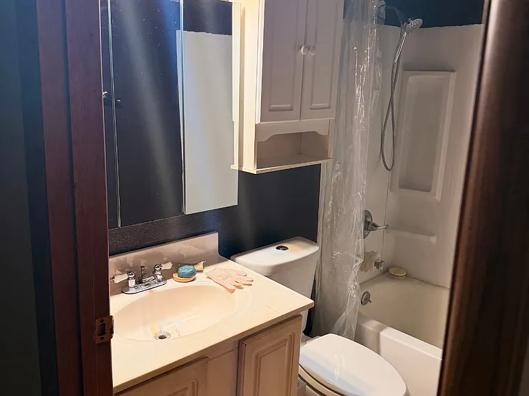 7122 S Hood Ct #5B — Photo 3