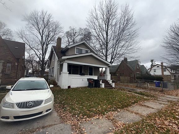3rd image of 14045 Sussex St