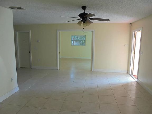 2nd image of 5033 Lords Ave