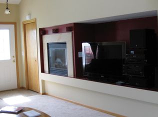 1593 Prosperity Ln, Waconia, MN 55387