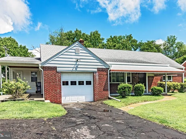 1305 Marsh Rd, Wilmington, DE 19803