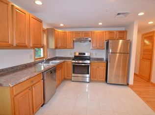 52 Grafton St #3, Quincy, MA 02169