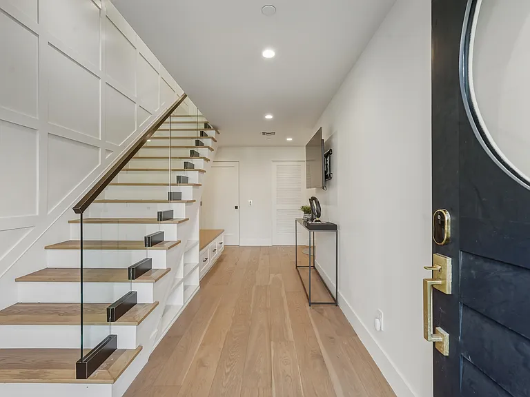 626 Longfellow Ave — Photo 13