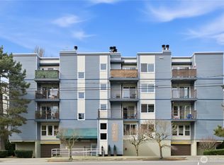 Aravita Condo, Seattle, WA 98199