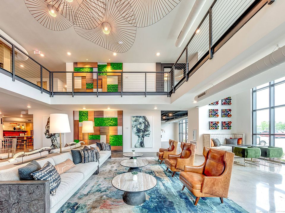 24/7 Clubhouse