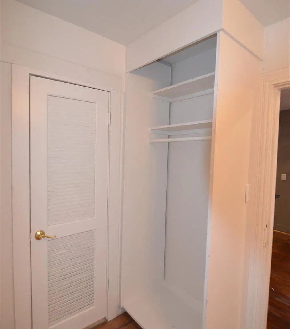 1 bed, 1.0 bath, 700 sqft, $895 — Photo 4