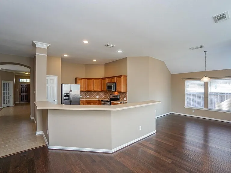 7102 Thistlewood Park Ct — Photo 10