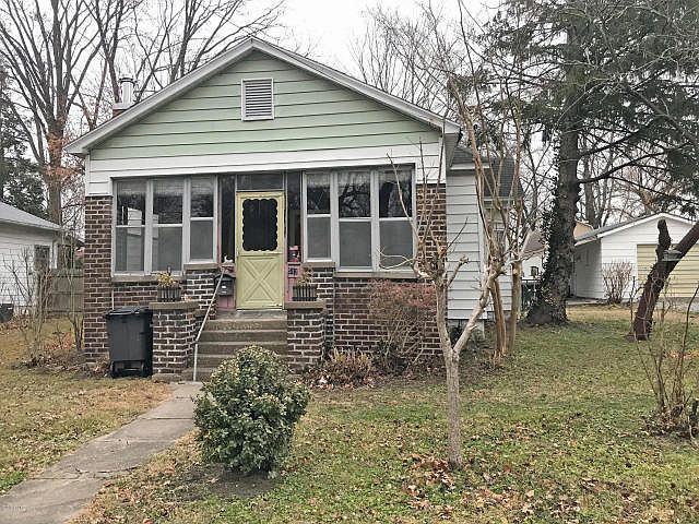 1st image of 513 N Michaels St