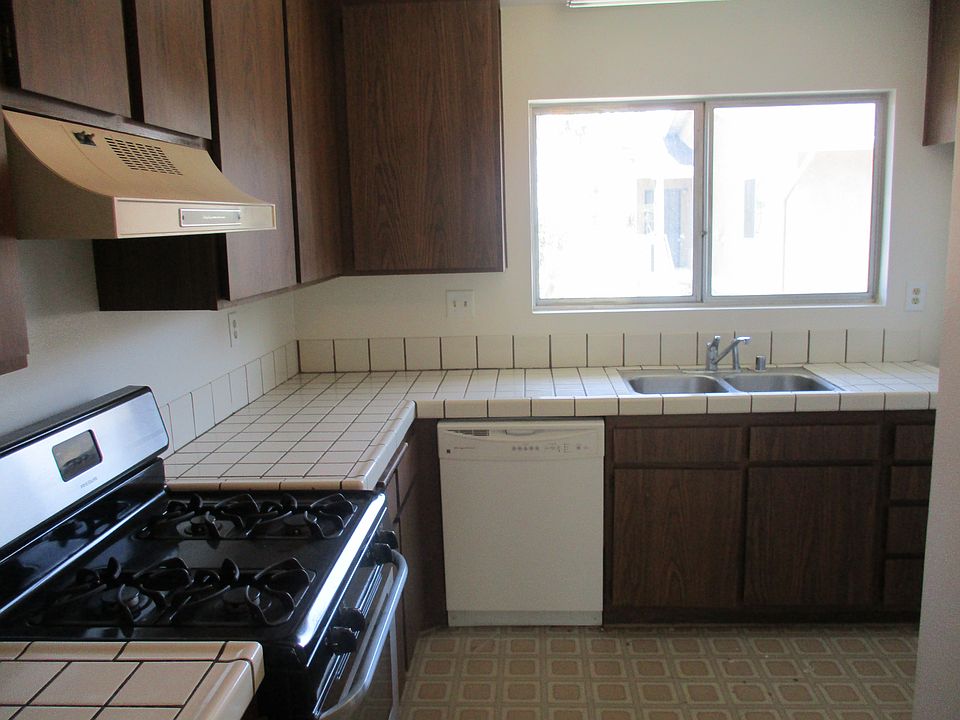 1st image of 4257 Mesa Vista Way Unit 2
