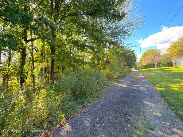 0 Black Ln, Jermyn, PA 18433