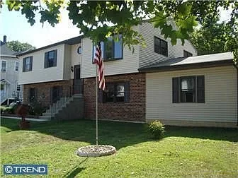 130 W Ridley Ave photo 1