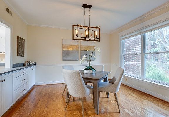 3rd image of 4040 Woodlawn Dr Unit 24
