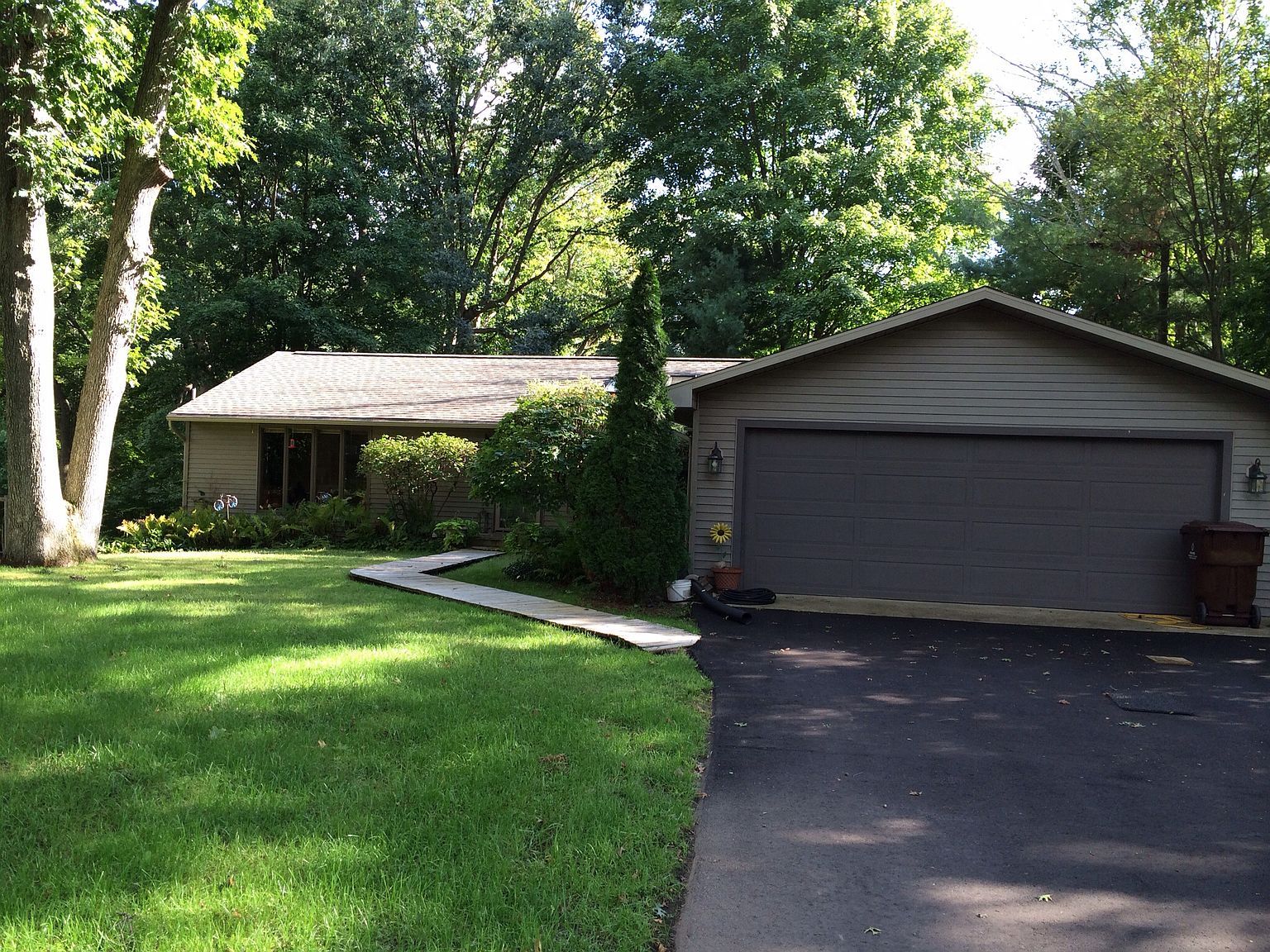 48 E Sherwood Rd, Williamston, MI 48895 Zillow