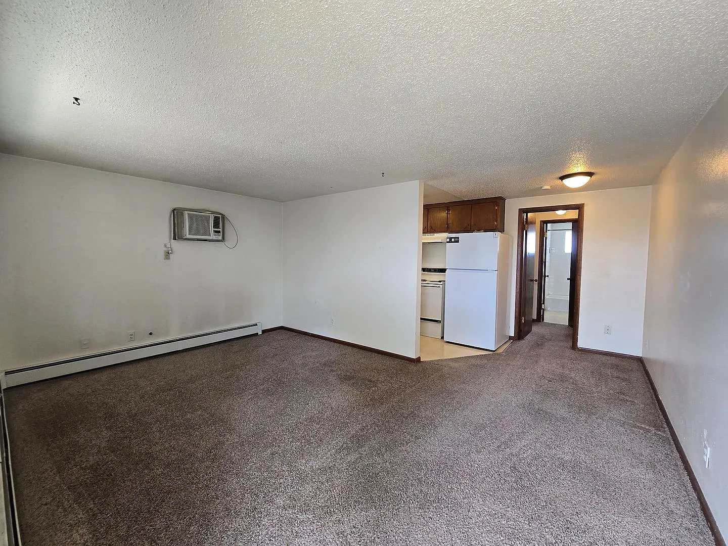 1430 Emery — Photo 3